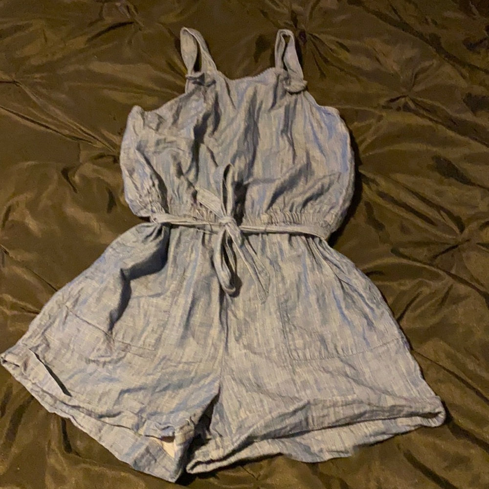 Old Navy Romper! Girls size 10/12